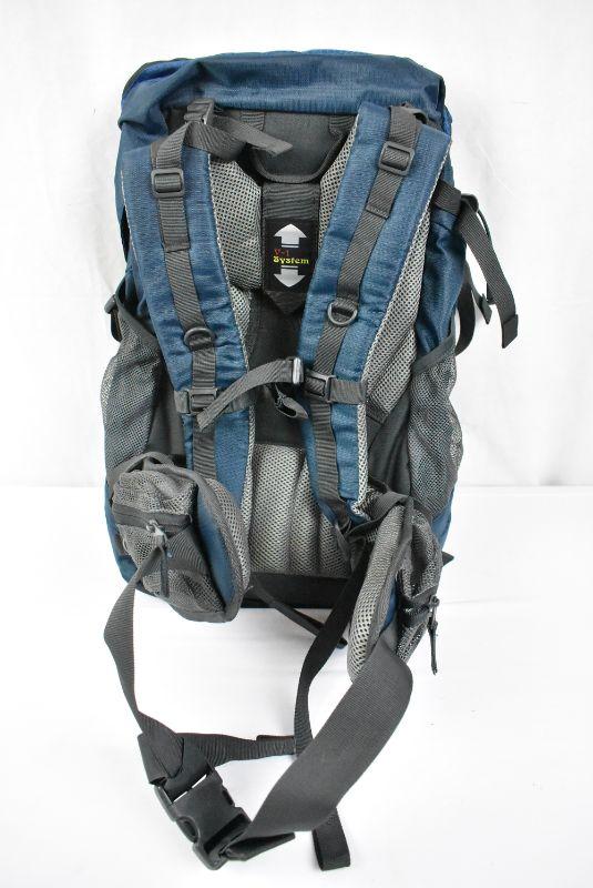 Ozark trail hiking backpack hotsell eagle 40l