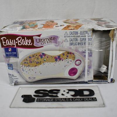 Easy-Bake Ultimate Oven Baking Star Edition. Damaged/Open Box - New