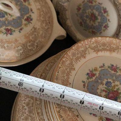 D11: Limoges Royal Lyric 22k Gold Gilded Serving Pieces and more!