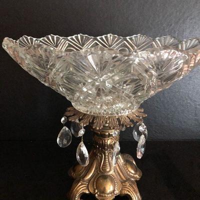 D16: Antique Centerpiece, Large Pedestal Cut Glass with Crystals