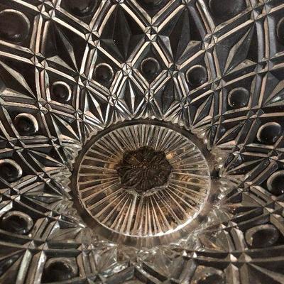 D16: Antique Centerpiece, Large Pedestal Cut Glass with Crystals
