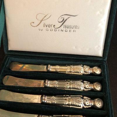 D21: Godinger Nutcracker Cheese/Fruit Knives