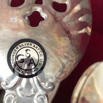 D23: Baroque by Godinger Silverware Chest and Flatware!