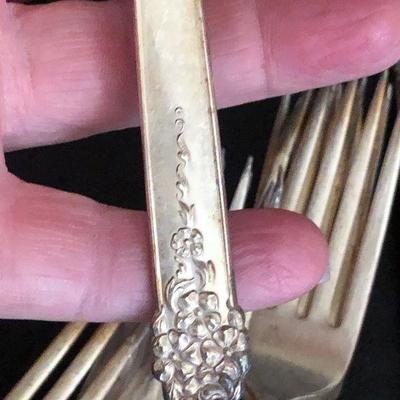 D25: King Edward Moss Rose Silver-plated Flatware 1949 lot