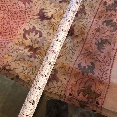 D33: Fringed Table Scarf Hand-painted