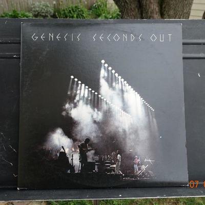 Genesis ~ Seconds Out