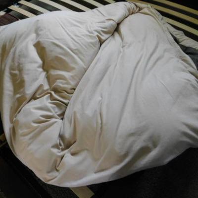 King Size Comforter and Duvet with Shames and Decorative Pillows