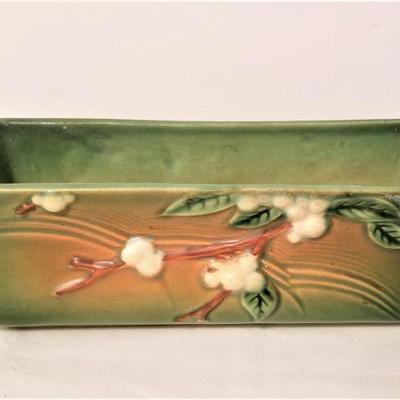 Lot #106  ROSEVILLE Snowberry Planter - 1947