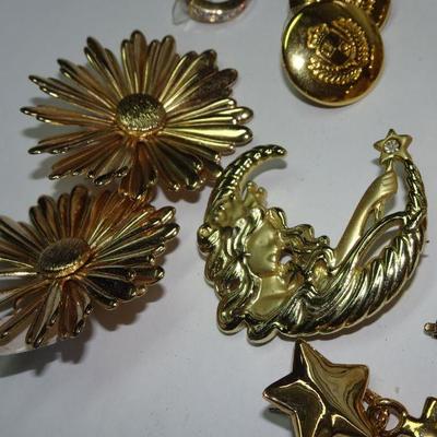 Gold Tone Jewelry Lot, All Wearable, Earrings, Pins, Brooch, Pendants