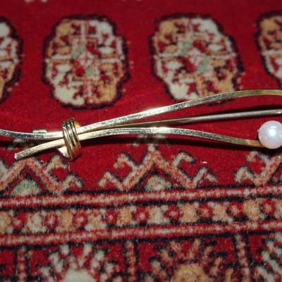 Vintage Krementz Gold and Cultured Pearls Brooch
