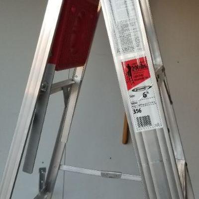 LOT 4: Wernerâ„¢ 356 Aluminum  6ft. Type III Ladder