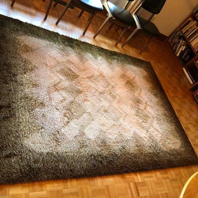 Beautiful Mid Century Rug Green and Cream