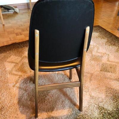 Set of 5 Gorgeous Mid Century Modern Black Leather and Wood Chairs