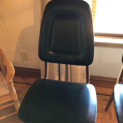 Set of 5 Gorgeous Mid Century Modern Black Leather and Wood Chairs