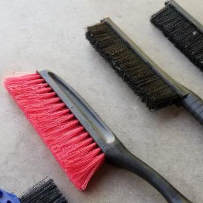 LOT 19: (4) Assorted Windshield Scraper/Brushes