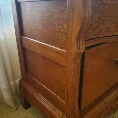 B2 2:  Lexington Oak Nightstand, 2 Drawer