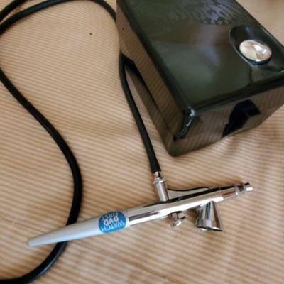 B2-10 LUMINESS Air Premium Cosmetic Airbrush System 