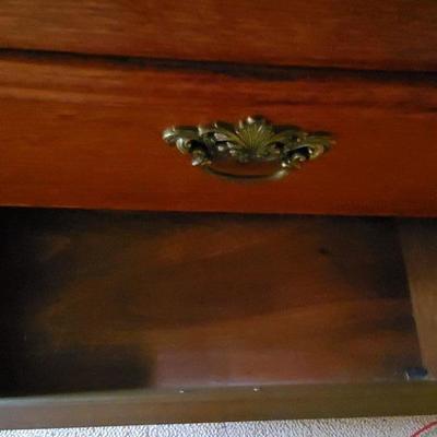 B2-17: Lexington Oak Long Dresser