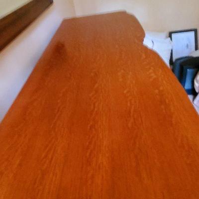 B2-17: Lexington Oak Long Dresser