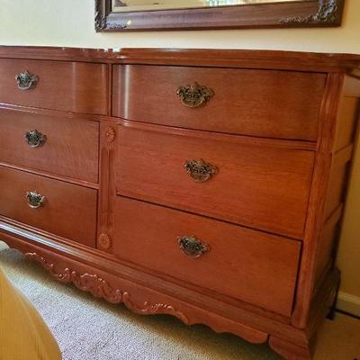 B2-17: Lexington Oak Long Dresser