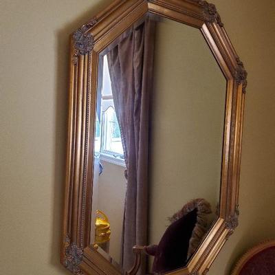 B3-1: Oval Gold Floral Mirror 