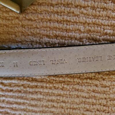 B3-11: Assorted belts