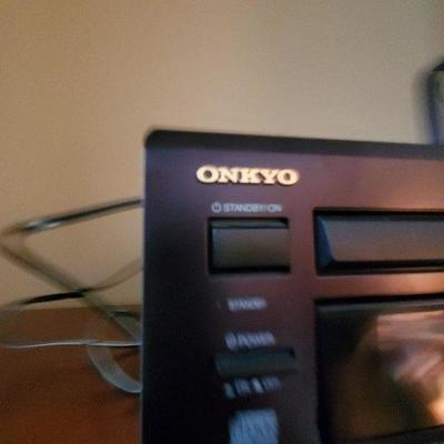 B1-8: Onkyo Stereo Receiver / DVD Player
