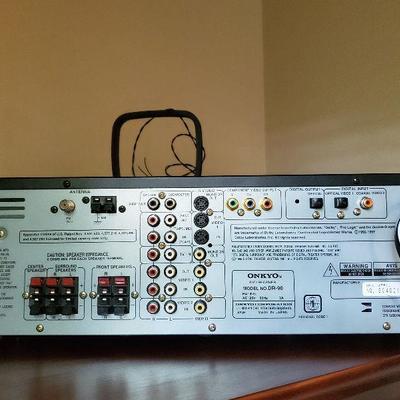 B1-8: Onkyo Stereo Receiver / DVD Player