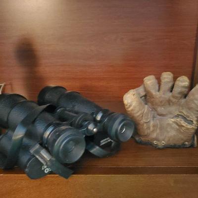 B1-12: Misc. Sports Decor NY