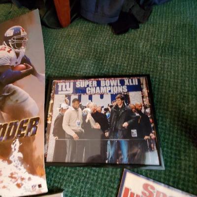 B1-14: Howard Cross Gerry Crooney Autographs plus other collectibles! 