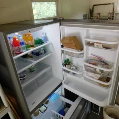 Whirlpool Refrigerator Freezer Stainless 32