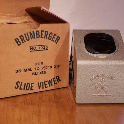 Lot 118: Vintage Brumberger Projector Slide Viewer