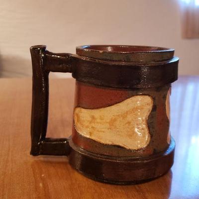 Lot 128: Vintage Ceramic Mug