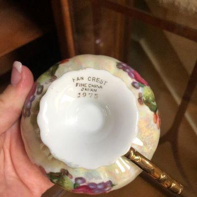 E2 :Fan Crest Japan Lusterware Footed Teacup And Saucer Pierced Loop Rim with stand