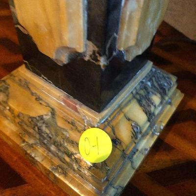 O1: Two-toned Marble Table Lamp