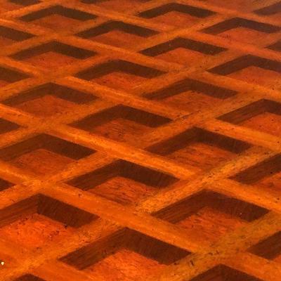 O2: Attention grabbing "3d" End Table by Maitland-Smith - LOOK!