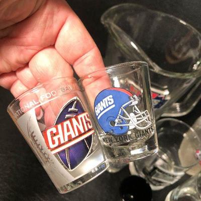 P8: New York Giants Barware