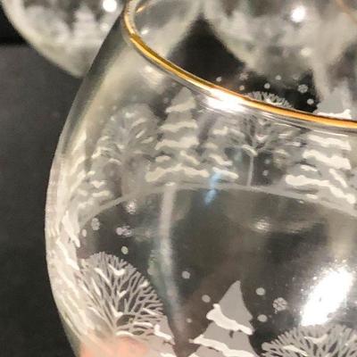 P10: Winter Wonderland Wine Glasses