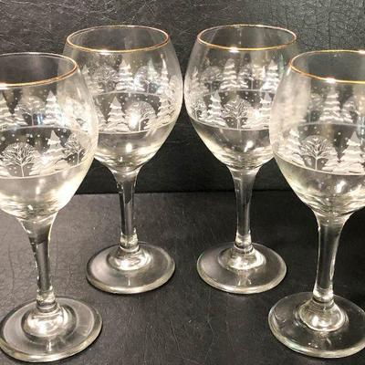 P10: Winter Wonderland Wine Glasses