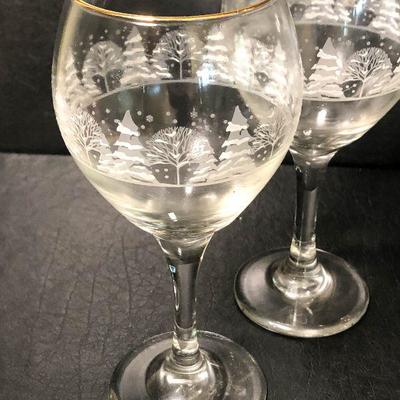 P10: Winter Wonderland Wine Glasses