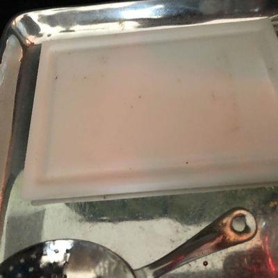 P25: Bar Service Lot