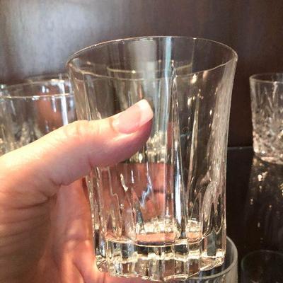 P27: Whiskey/Cocktail Glass Lot