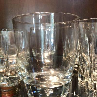 P27: Whiskey/Cocktail Glass Lot