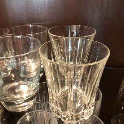 P27: Whiskey/Cocktail Glass Lot