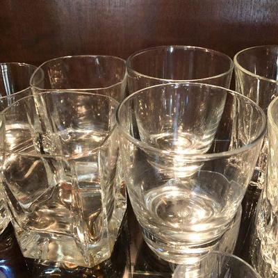 P27: Whiskey/Cocktail Glass Lot