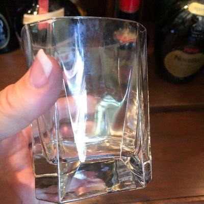 P27: Whiskey/Cocktail Glass Lot