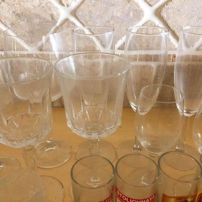 K41: Shotglasses and stemware