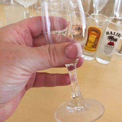 K41: Shotglasses and stemware