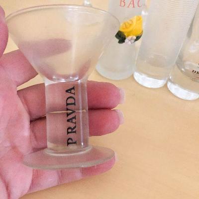 K41: Shotglasses and stemware