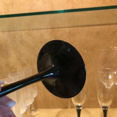 K48: 5 pieces of glass stemware